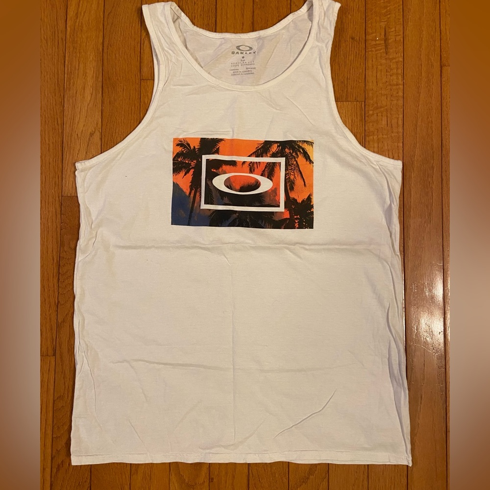 Oakley Tank